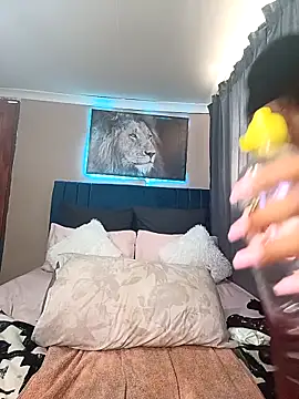 Queen-Chocolate online show from 1, 2, 2026