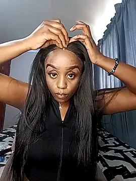 Snapshot of Queen-Chocolate chatting on 23, 10, 2025 Queen-Chocolate online show from 23, 10, 2025