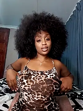 Queen-Chocolate online show from 4, 3, 2026