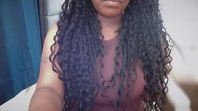 selena42 online show from 28, 4, 2026