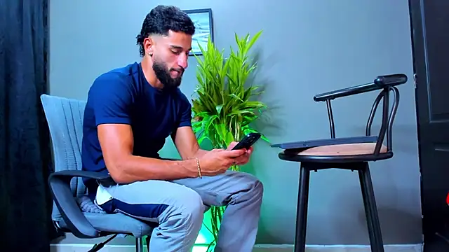 Damian 022 online show from 7, 10, 2025