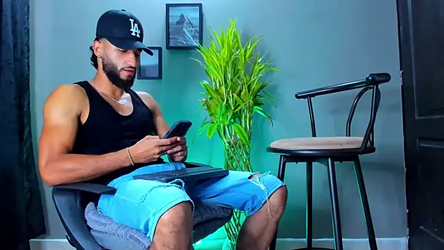 Damian 022 online show from 7, 2, 2026