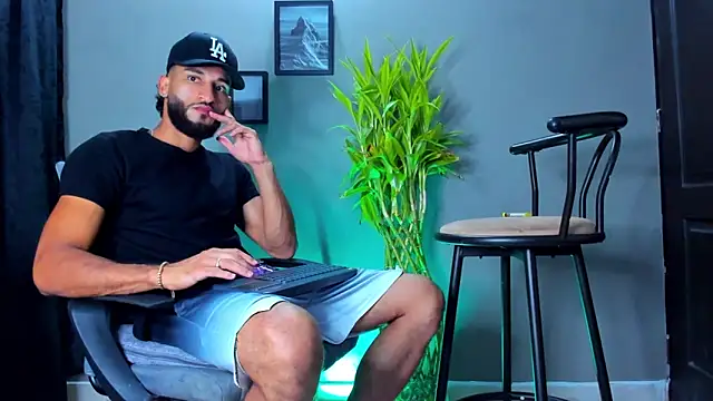 Damian 022 online show from 24, 2, 2026