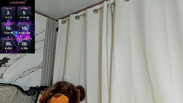 Snapshot of angeli_sexi chatting on 19, 10, 2025 angeli sexi online show from 19, 10, 2025