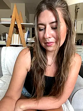 Snapshot of sophielove888 chatting on 19, 9, 2025 sophielove888 online show from 19, 9, 2025
