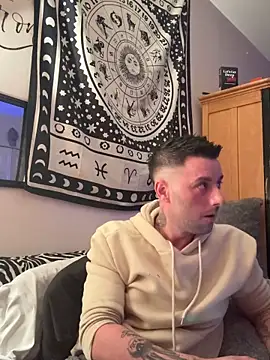 Snapshot of thatdude9_9_9 chatting on 27, 11, 2025 thatdude9 9 9 online show from 27, 11, 2025