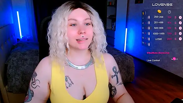 Snapshot of Blueberry-baby chatting on 30, 11, 2025 Blueberry-baby online show from 30, 11, 2025