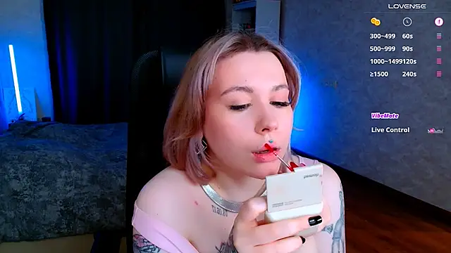 Snapshot of Blueberry-baby chatting on 18, 2, 2025 Blueberry-baby online show from 18, 2, 2025