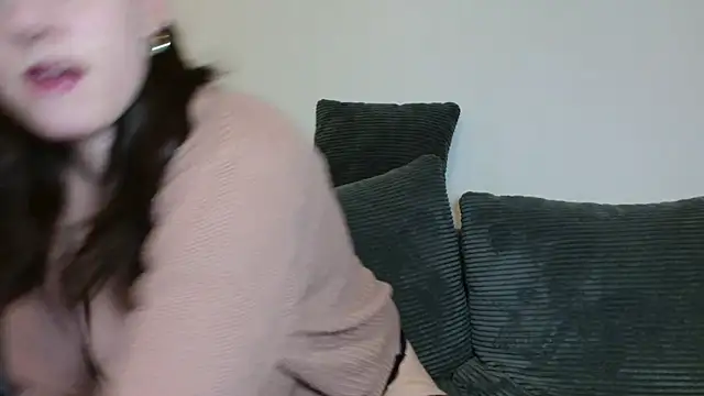 Jasmin-White online show from 5, 2, 2026