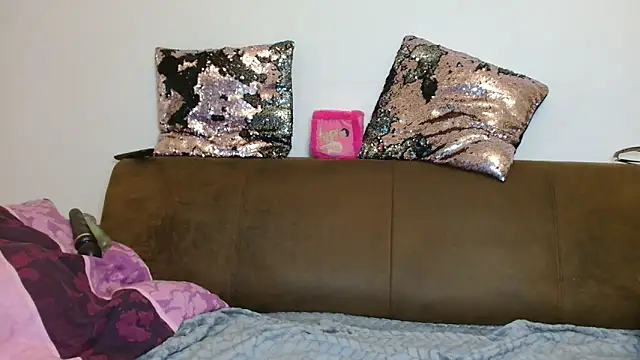 Snapshot of Jasmin-White chatting on 21, 3, 2025 Jasmin-White online show from 21, 3, 2025