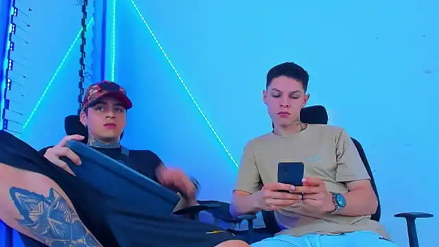 HOT boy2025 online show from 15, 10, 2025