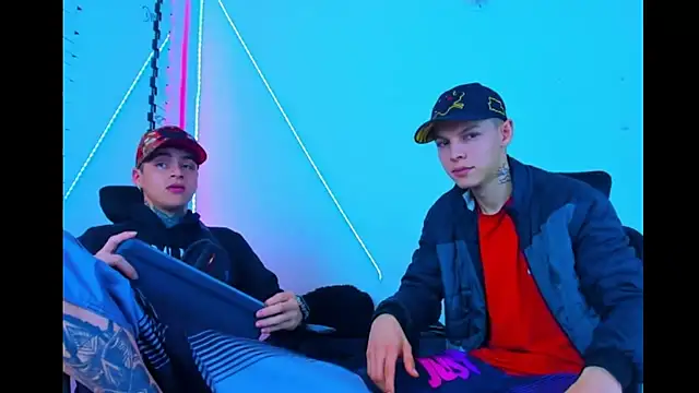 HOT boy2025 online show from 19, 9, 2025