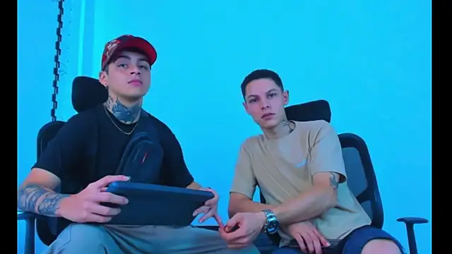 HOT boy2025 online show from 17, 11, 2025