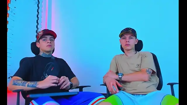 HOT boy2025 online show from 20, 11, 2025