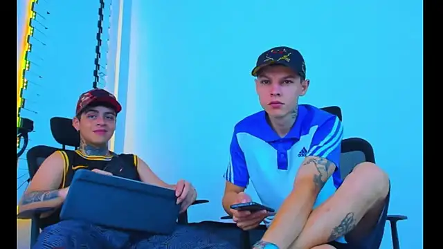 HOT boy2025 online show from 30, 11, 2025