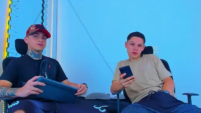 HOT boy2025 online show from 2, 11, 2025