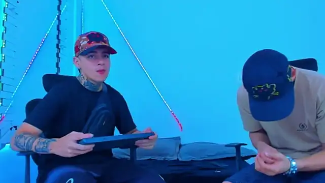 HOT boy2025 online show from 31, 10, 2025