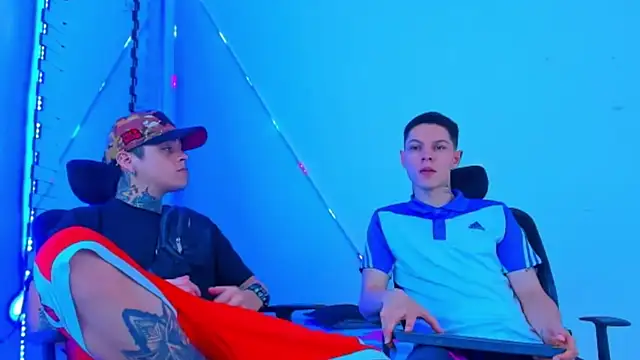 HOT boy2025 online show from 18, 10, 2025