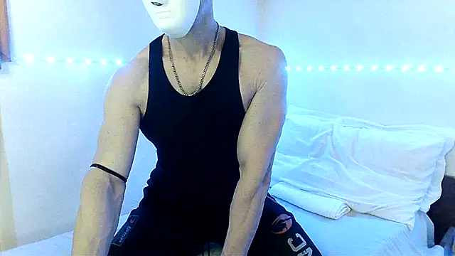 Snapshot of Alexx_Fit023 chatting on 2, 2, 2025 Alexx Fit023 online show from 2, 2, 2025