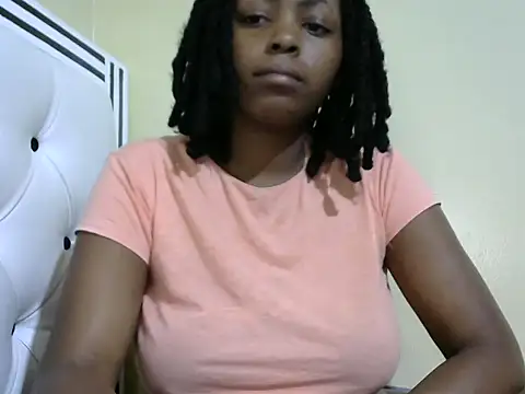 Snapshot of nelly_shyn chatting on 16, 10, 2025 nelly shyn online show from 16, 10, 2025