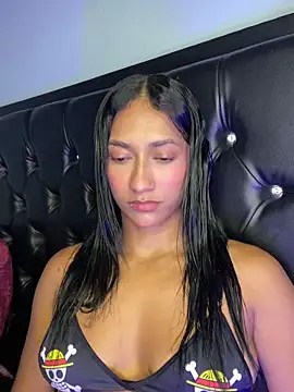 Snapshot of mailyreid chatting on 26, 10, 2025 mailyreid online show from 26, 10, 2025