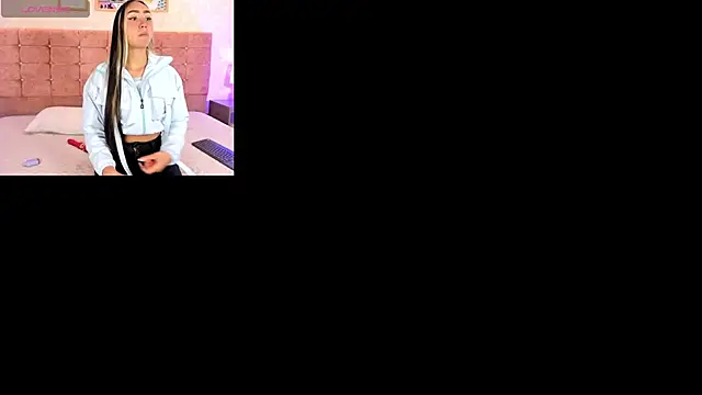 Snapshot of liaa_18 chatting on 21, 3, 2025 liaa 18 online show from 21, 3, 2025