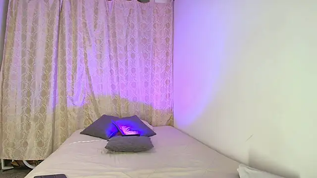 Tinny and Candy online show from 15, 4, 2026