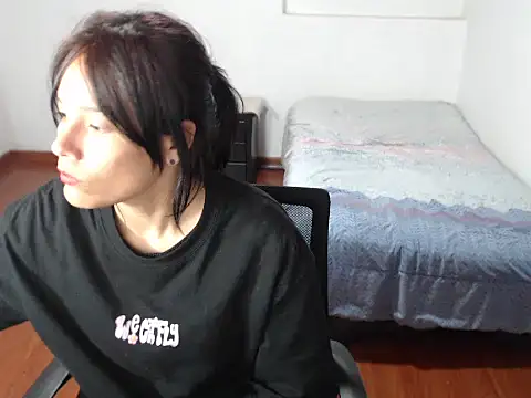 Snapshot of home_vlak chatting on 10, 11, 2025 home vlak online show from 10, 11, 2025