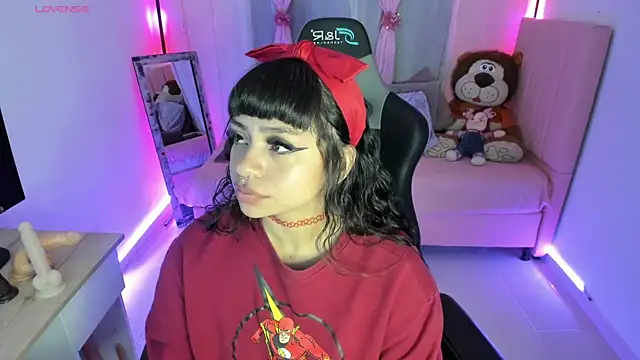zoesullivan online show from 30, 1, 2025