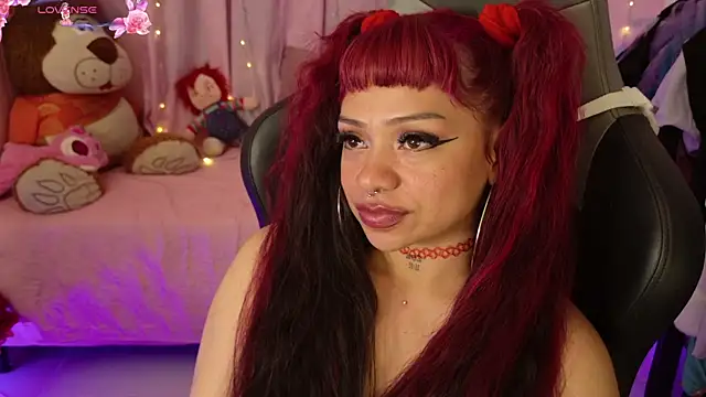 Snapshot of zoesullivan chatting on 6, 7, 2026 zoesullivan online show from 6, 7, 2026