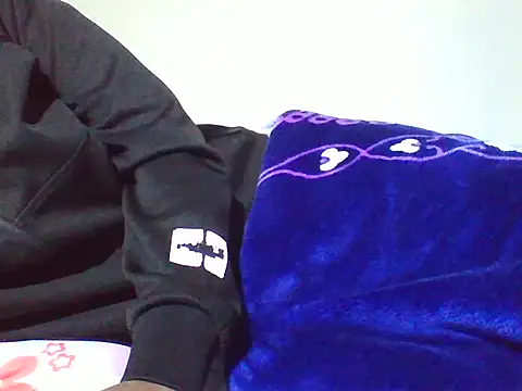Snapshot of naughtycate_ chatting on 15, 6, 2026 naughtycate online show from 15, 6, 2026