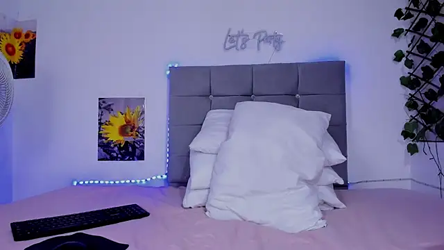 Ladysexy hot19 online show from 19, 9, 2025
