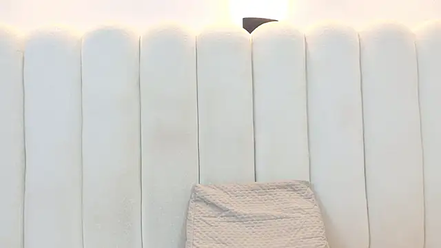 Snapshot of Juliabadlee chatting on 10, 5, 2026 Juliabadlee online show from 10, 5, 2026