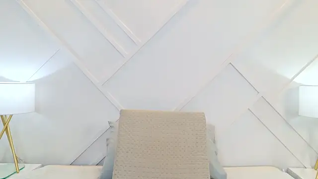 Juliabadlee online show from 25, 7, 2026