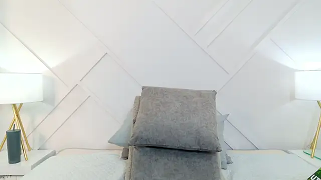 Juliabadlee online show from 26, 7, 2026