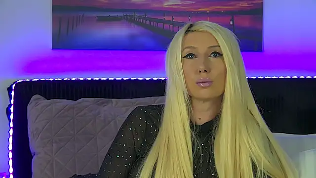 EmaCourtis online show from 13, 1, 2026