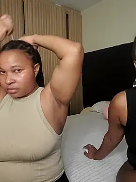 R-thequeen online show from 4, 5, 2026
