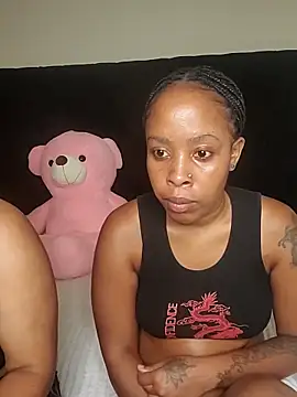 R-thequeen online show from 6, 3, 2026