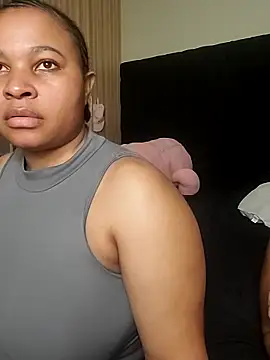 R-thequeen online show from 19, 6, 2026