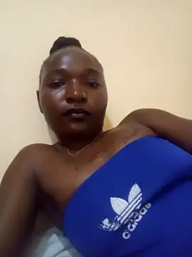 petite 12 online show from 3, 3, 2025