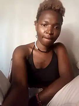 petite 12 online show from 22, 2, 2025