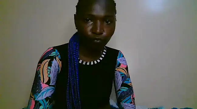 petite 12 online show from 20, 3, 2025