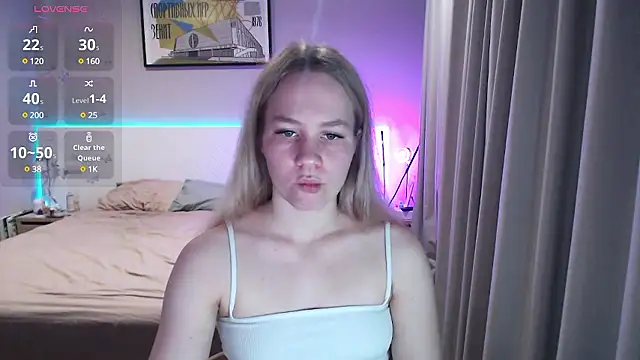 Snapshot of annabel8 chatting on 2, 12, 2024 annabel8 online show from 2, 12, 2024