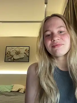 Snapshot of annabel8 chatting on 5, 4, 2026 annabel8 online show from 5, 4, 2026