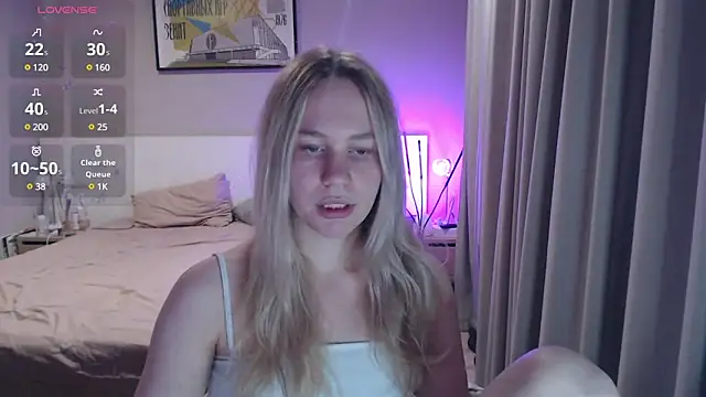 Snapshot of annabel8 chatting on 6, 12, 2024 annabel8 online show from 6, 12, 2024
