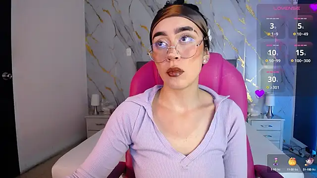 Snapshot of Julieta_De_Los_Angeles chatting on 28, 1, 2025 Julieta De Los Angeles online show from 28, 1, 2025