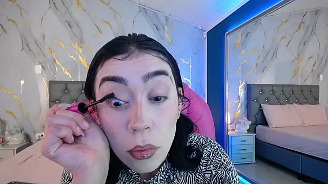 Snapshot of Julieta_De_Los_Angeles chatting on 21, 2, 2025 Julieta De Los Angeles online show from 21, 2, 2025