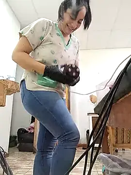 XGabrielaXX online show from 4, 2, 2026