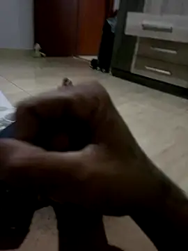 Snapshot of broklinguga chatting on 7, 11, 2025 broklinguga online show from 7, 11, 2025