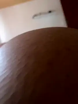 Snapshot of broklinguga chatting on 16, 11, 2025 broklinguga online show from 16, 11, 2025